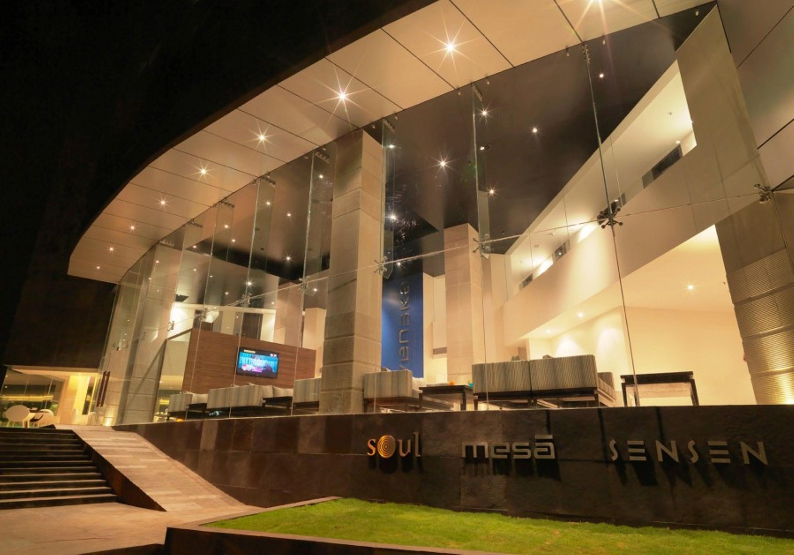 Svenska Design Hotel, Electronic City, Bangalore Kammasandra Buitenkant foto