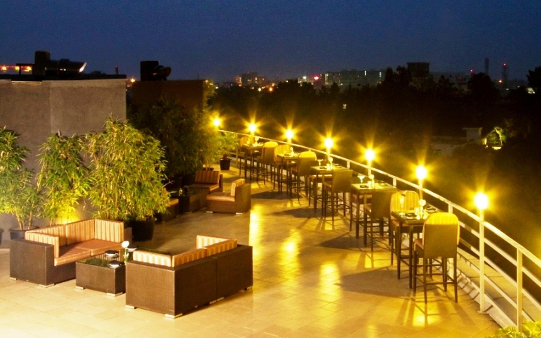 Svenska Design Hotel, Electronic City, Bangalore Kammasandra Buitenkant foto