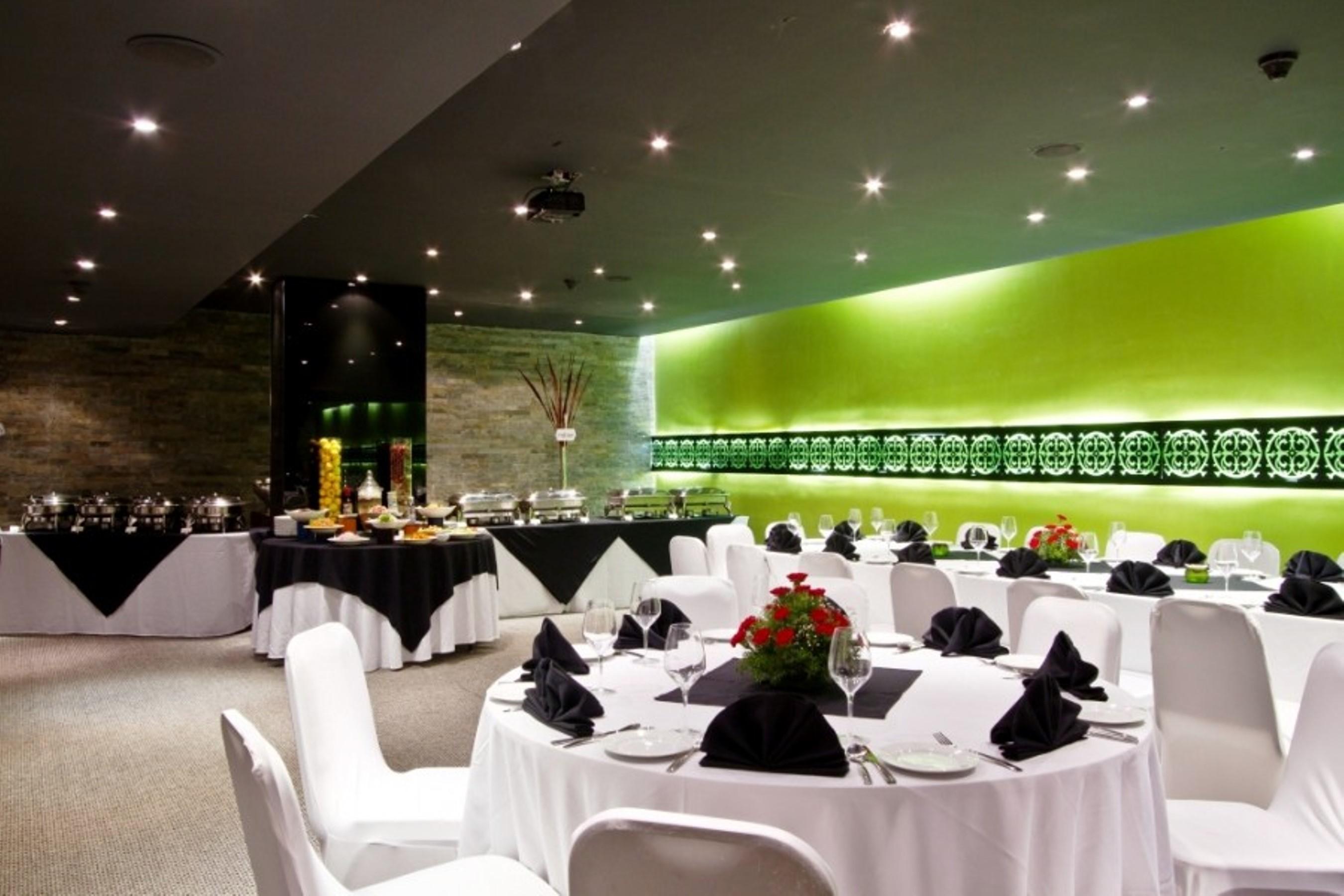 Svenska Design Hotel, Electronic City, Bangalore Kammasandra Buitenkant foto