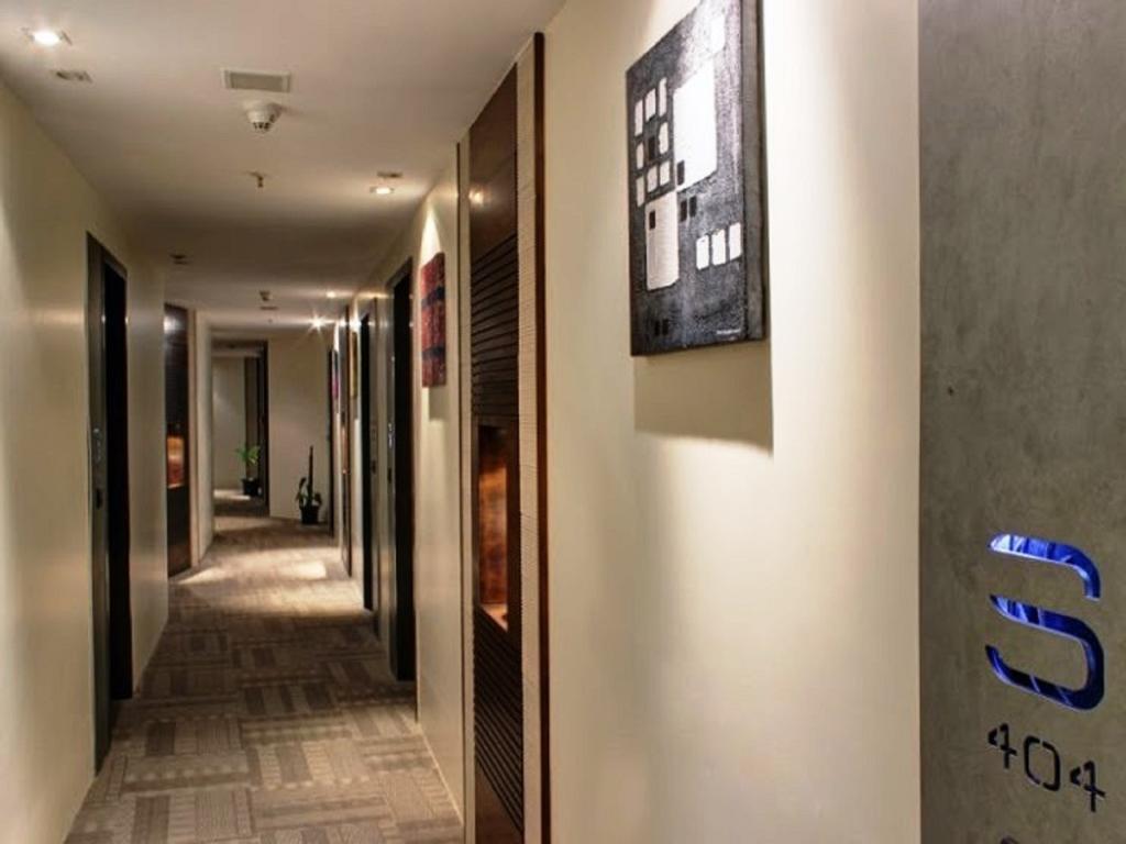 Svenska Design Hotel, Electronic City, Bangalore Kammasandra Buitenkant foto