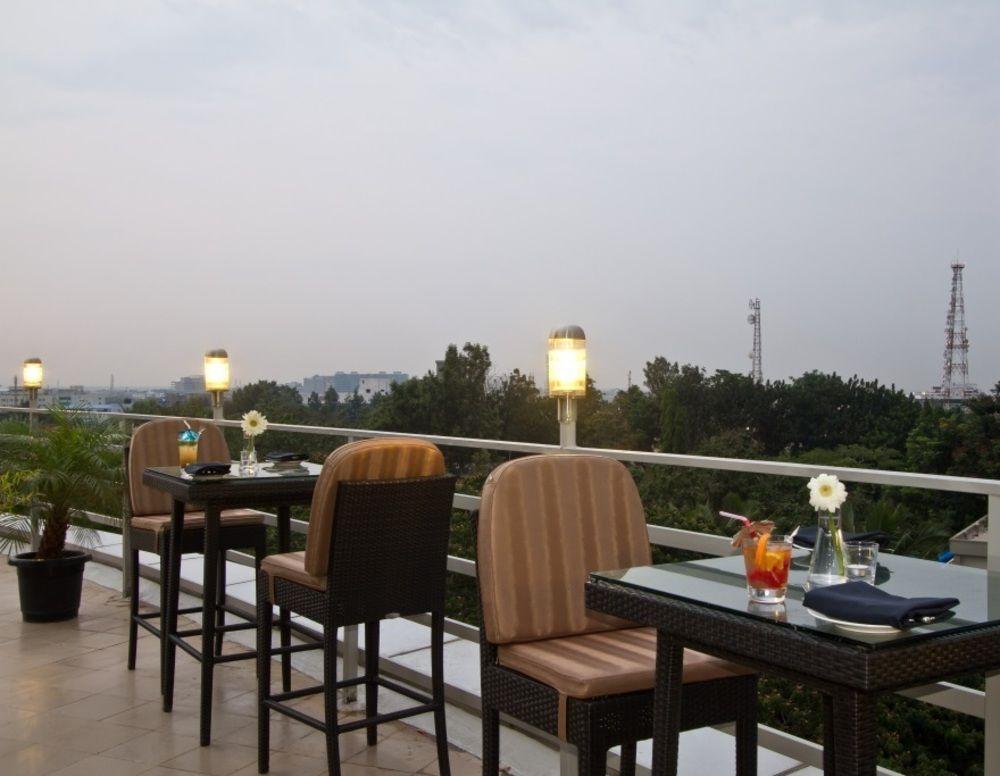 Svenska Design Hotel, Electronic City, Bangalore Kammasandra Buitenkant foto